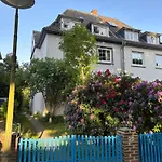 Ganze Wohnung Mit Garten